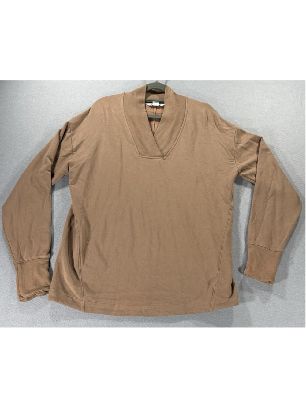 Athleta Clarity V-Neck Oversized Pullover Sweatshirt Size SP Small Petite Brown